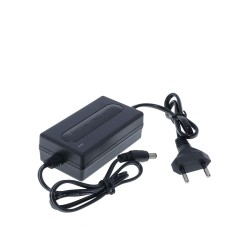 24W ЗАХРАНВАНЕ ЗА LED ЛЕНТА 12V2A – ПЛАСТМАСА